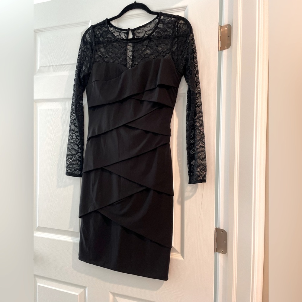 Rare WHBM lace illusion slimming dress NWT